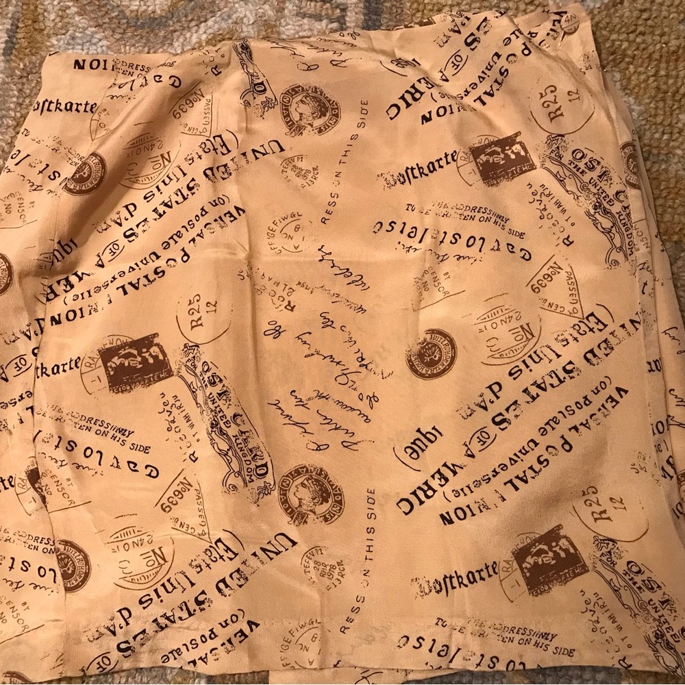 100% silk wrap skirt.  Sz 16, see measurements.
